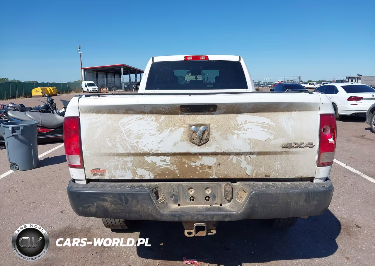 2018 Ram 2500 Tradesman 4X4 8' Box VIN:3C6UR5HL0JG307319 - 16
