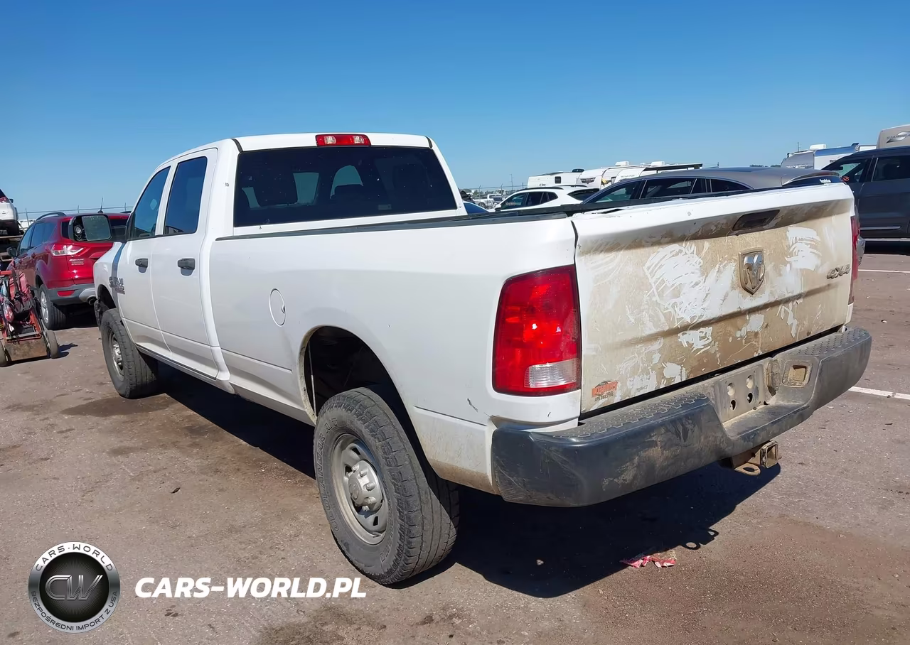 2018 Ram 2500 Tradesman 4X4 8' Box VIN:3C6UR5HL0JG307319 - 3