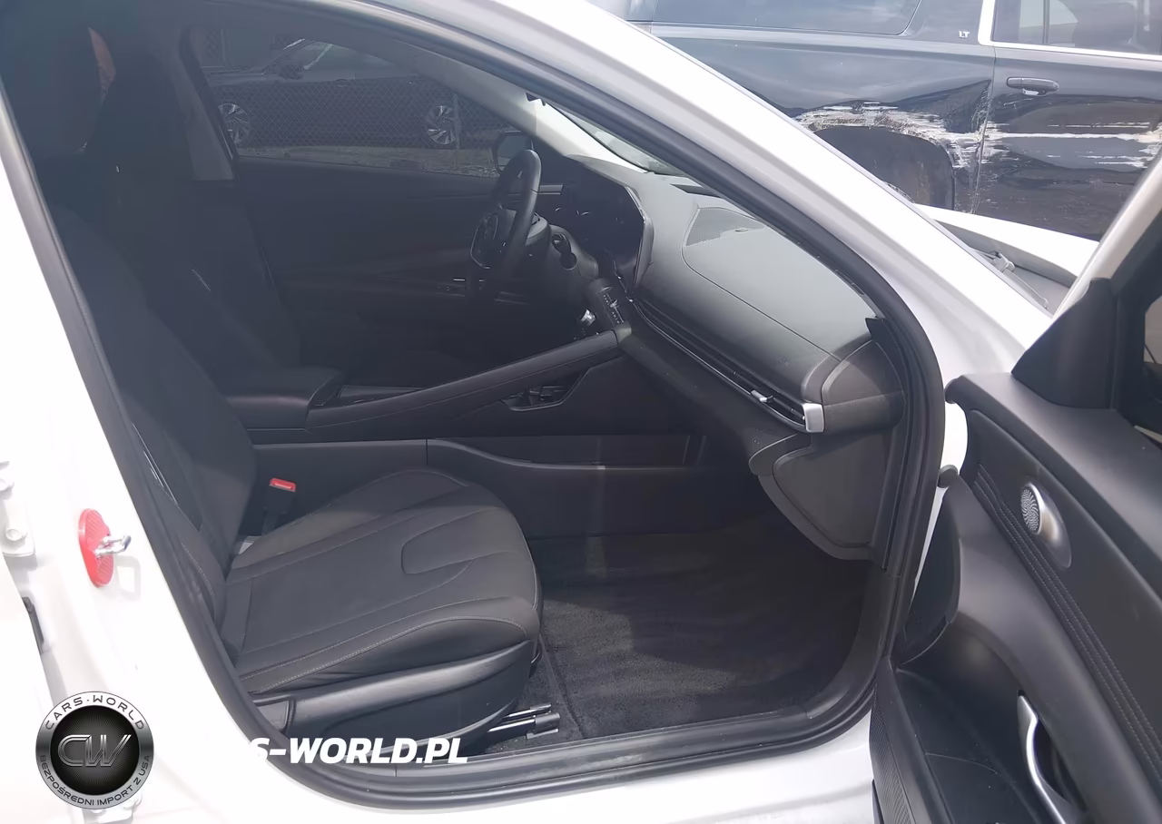2025 Hyundai Elantra Sel Convenience VIN:KMHLS4DGXSU858900 - 5
