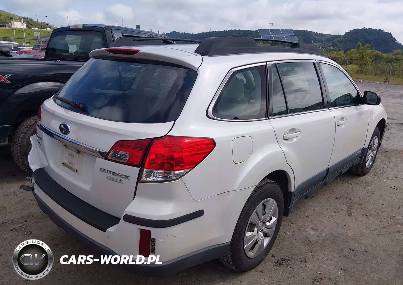 2010 Subaru Outback 2.5I VIN:4S4BRBAC7A3386186 - 4