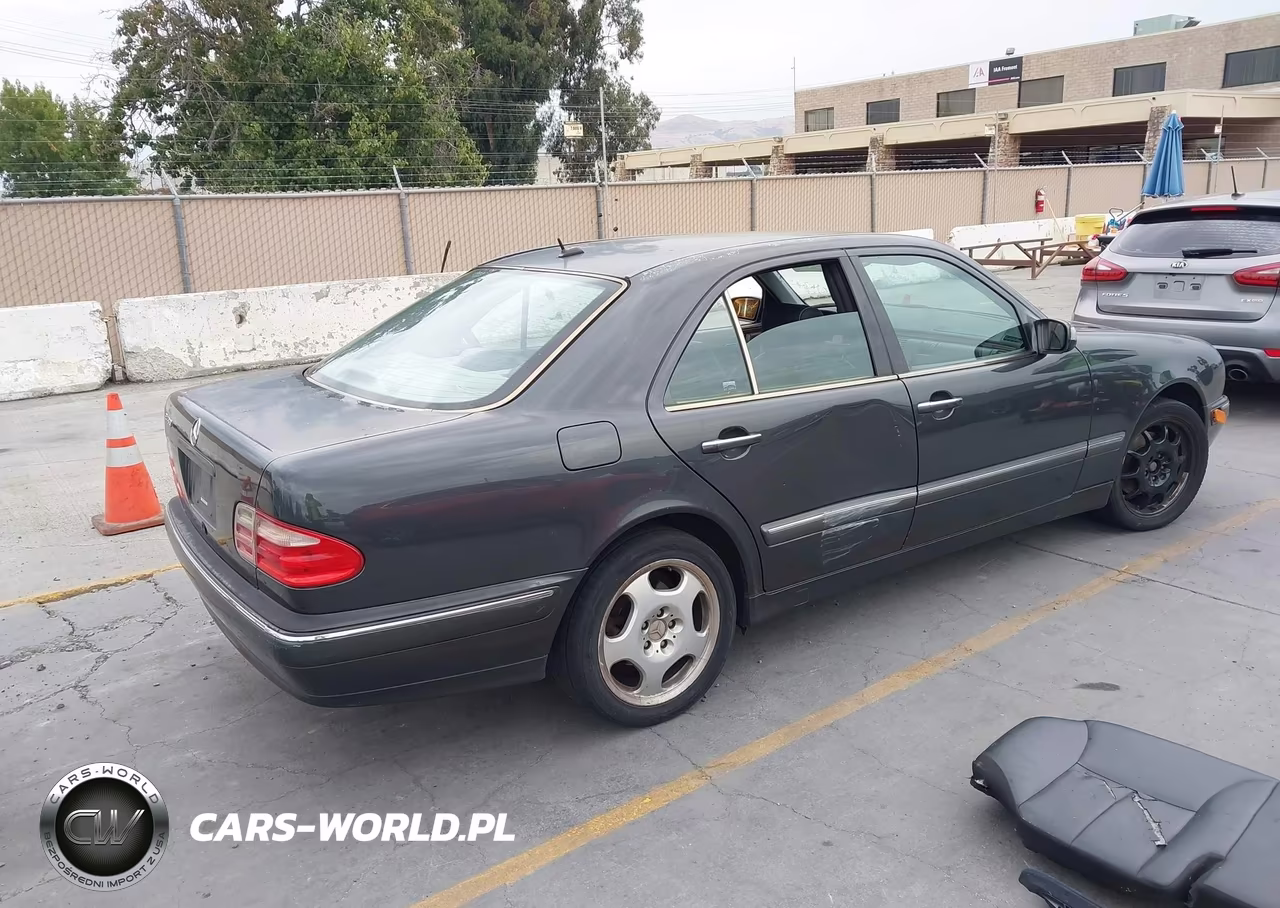2001 Mercedes-Benz E 430 VIN:WDBJF70J41X061671 - 4