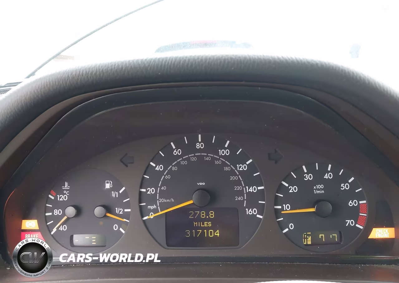 2001 Mercedes-Benz E 430 VIN:WDBJF70J41X061671 - 7
