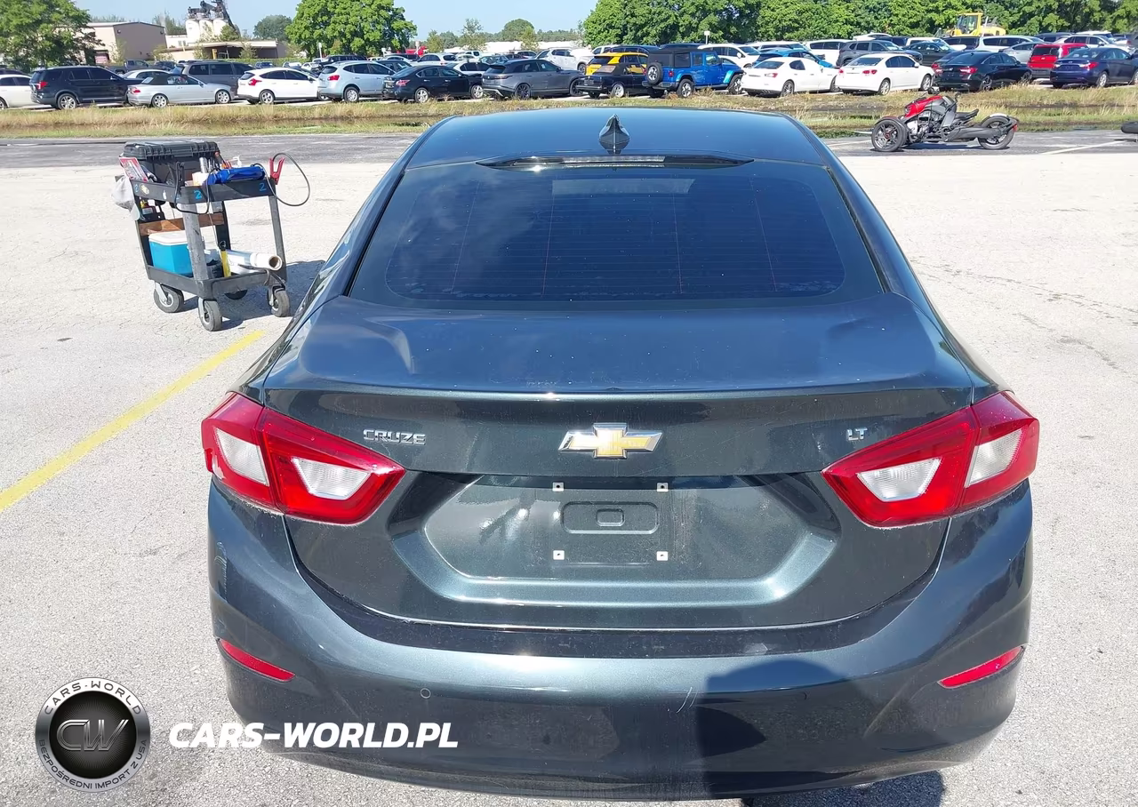 2018 Chevrolet Cruze Lt Auto VIN:1G1BE5SM9J7173699 - 15