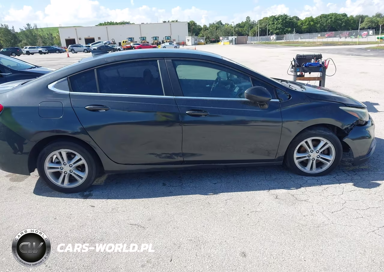 2018 Chevrolet Cruze Lt Auto VIN:1G1BE5SM9J7173699 - 16