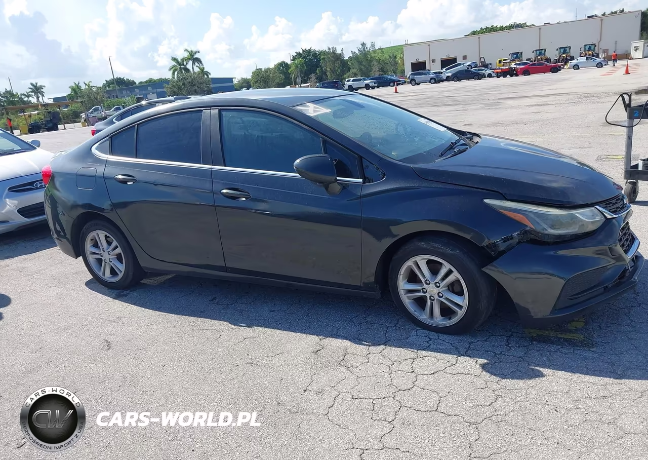 2018 Chevrolet Cruze Lt Auto VIN:1G1BE5SM9J7173699 - 6