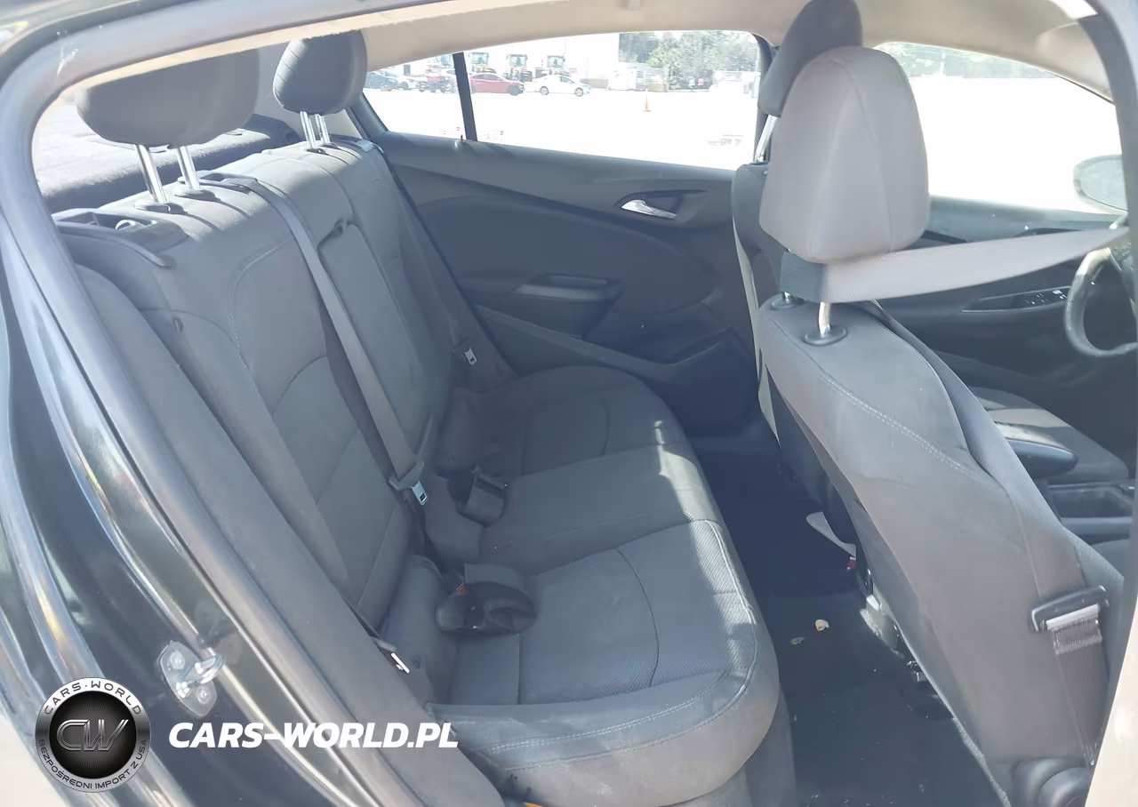 2018 Chevrolet Cruze Lt Auto VIN:1G1BE5SM9J7173699 - 8