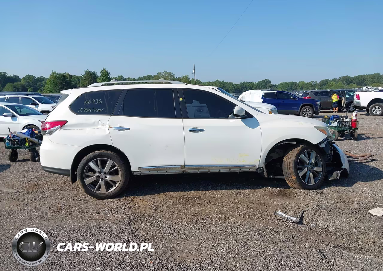 2014 Nissan Pathfinder Platinum VIN:5N1AR2MN4EC681373 - 12