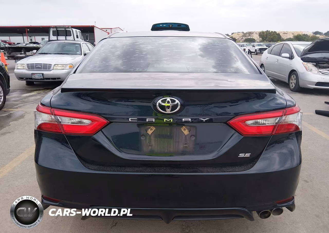 2018 Toyota Camry Se VIN:4T1B11HK9JU668466 - 16