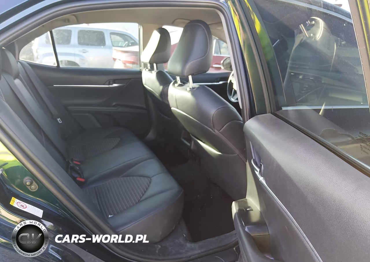 2018 Toyota Camry Se VIN:4T1B11HK9JU668466 - 8