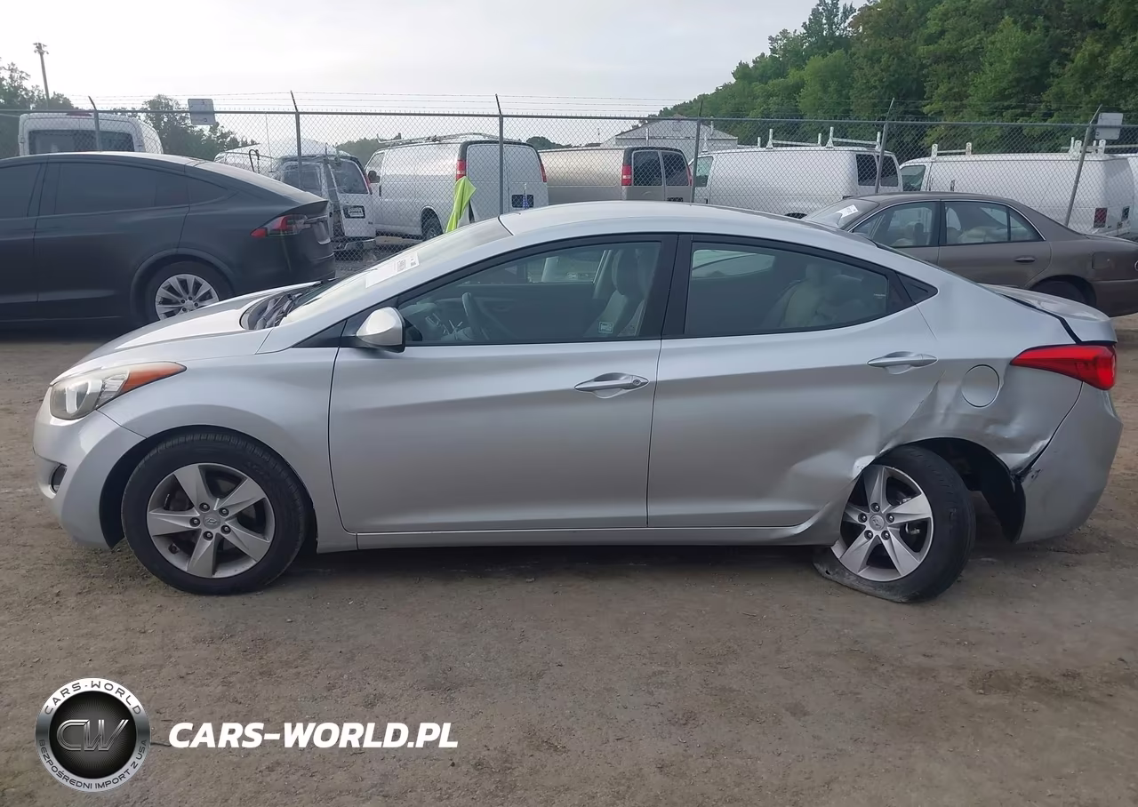 2013 Hyundai Elantra Gls VIN:5NPDH4AE5DH270085 - 14