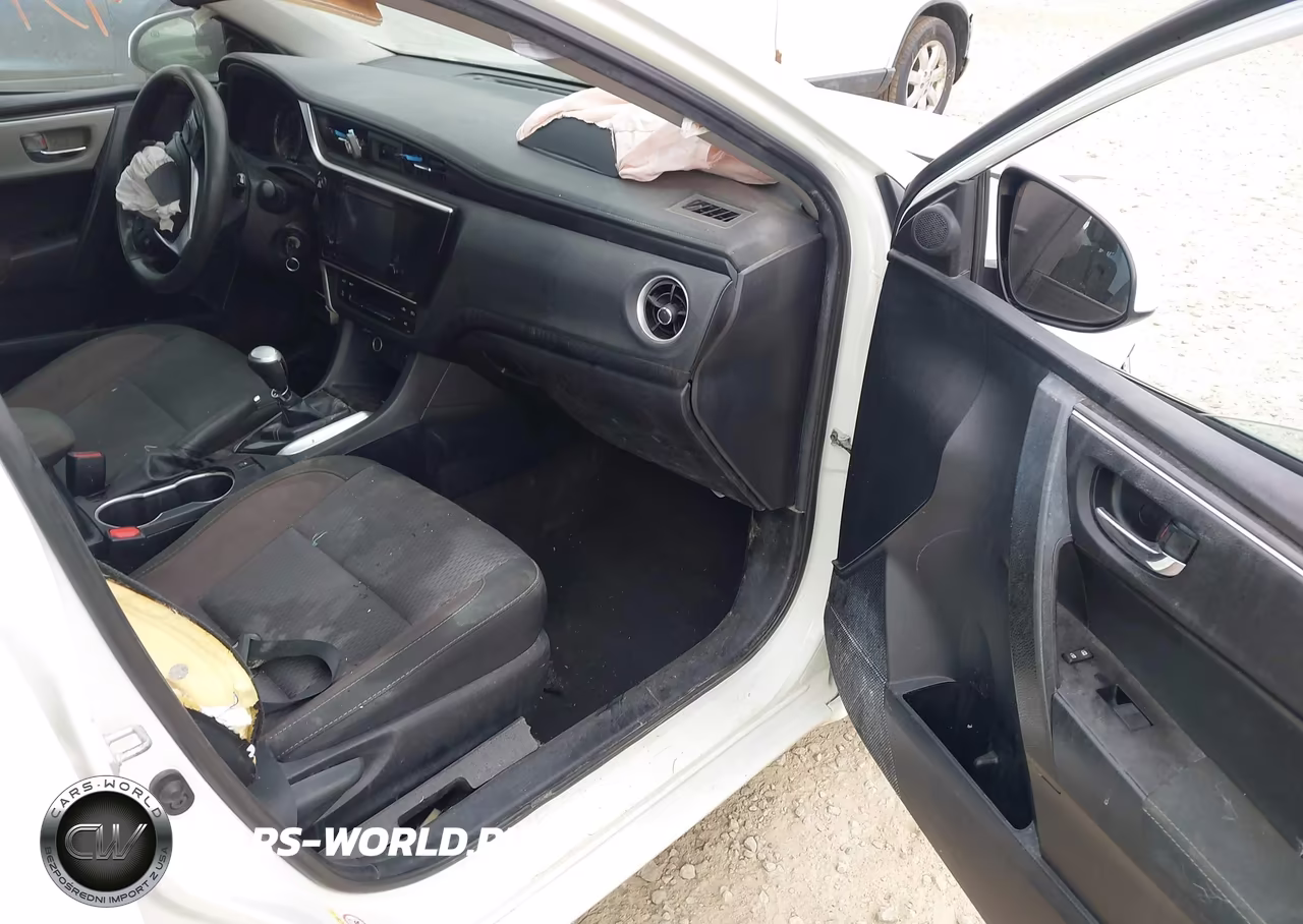 2019 Toyota Corolla Le VIN:2T1BURHE8KC138475 - 5