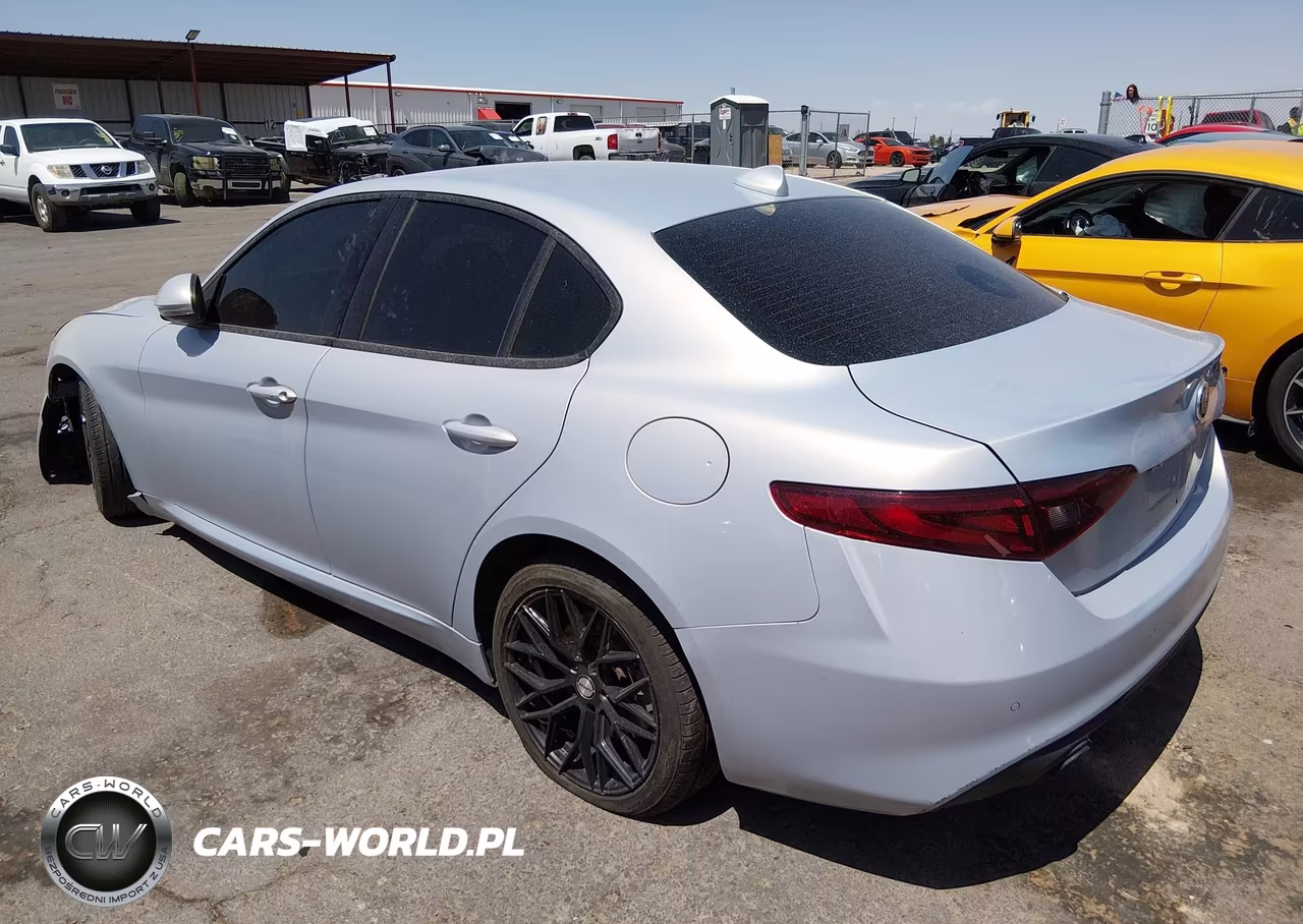 2022 Alfa Romeo Giulia Sprint Rwd VIN:ZARFAMAN8N7660543 - 3