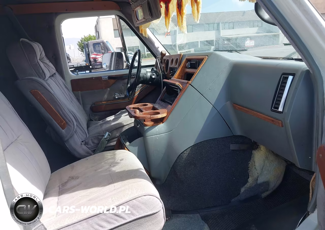 1986 Chevrolet G20 VIN:1GBEG25F2G7128370 - 5