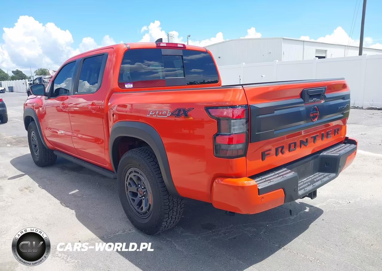 2025 Nissan Frontier Pro-4X 4X4 VIN:1N6ED1EK9SN623923 - 3