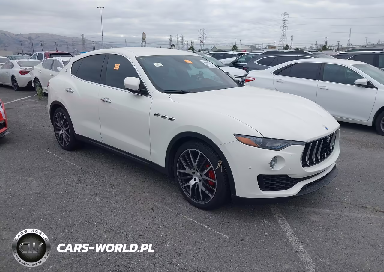 2017 Maserati Levante VIN:ZN661XUAXHX243822 - 1