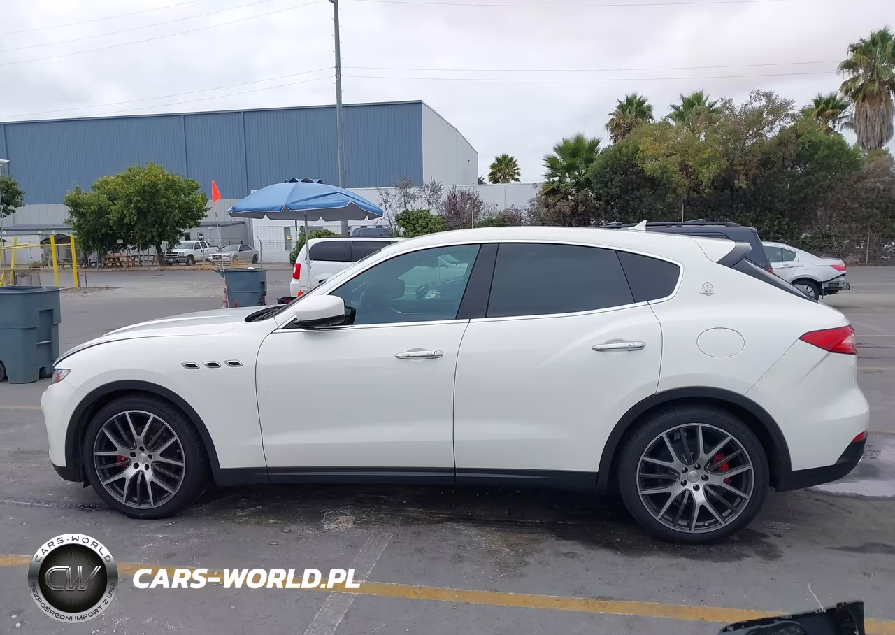2017 Maserati Levante VIN:ZN661XUAXHX243822 - 13
