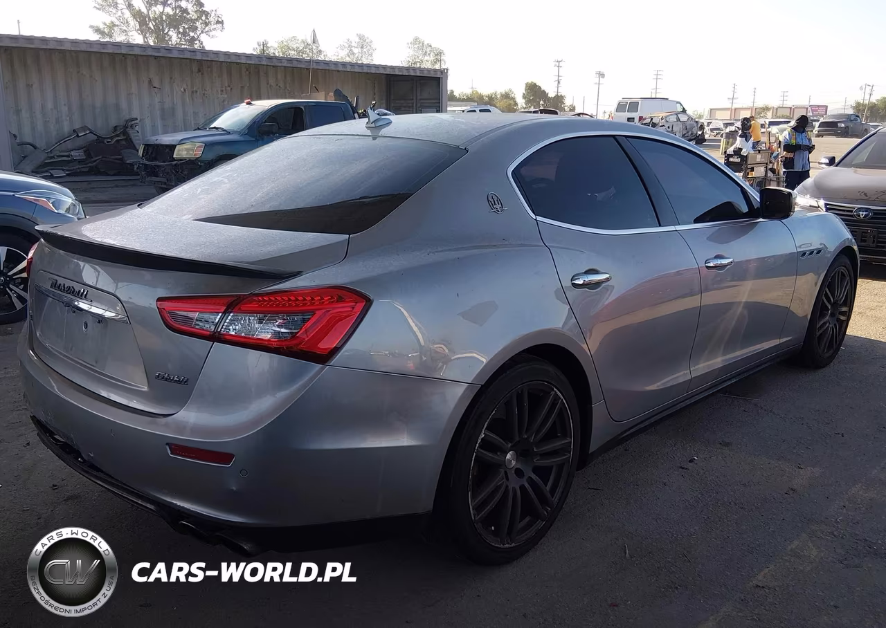 2015 Maserati Ghibli S Q4 VIN:ZAM57RTA5F1133197 - 4
