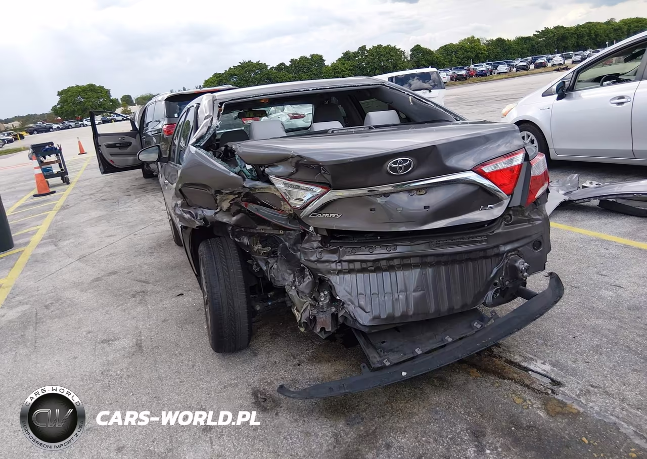 2016 Toyota Camry Le VIN:4T1BF1FKXGU161363 - 6
