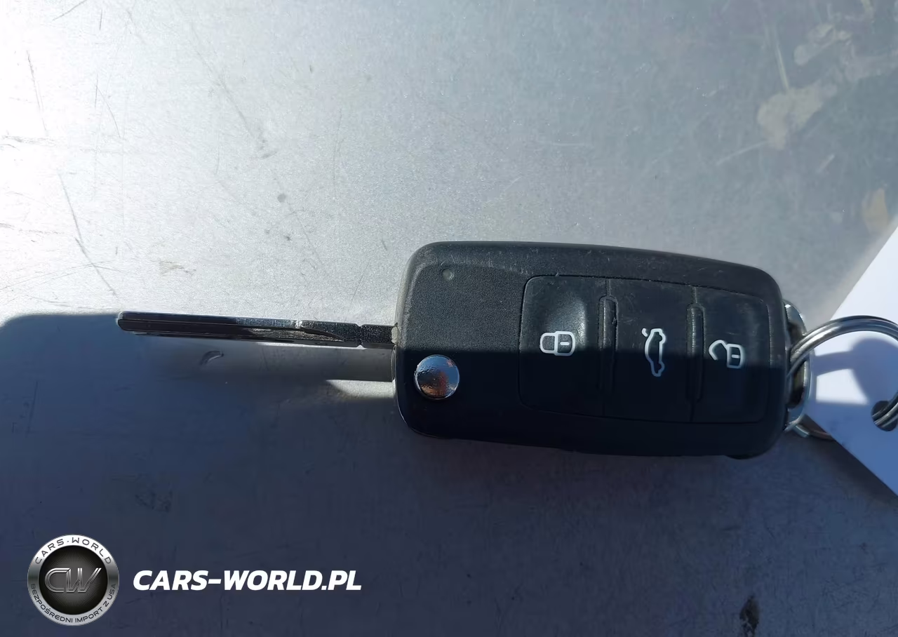 2019 Volkswagen Beetle 2.0T Se VIN:3VWJD7AT1KM712055 - 11