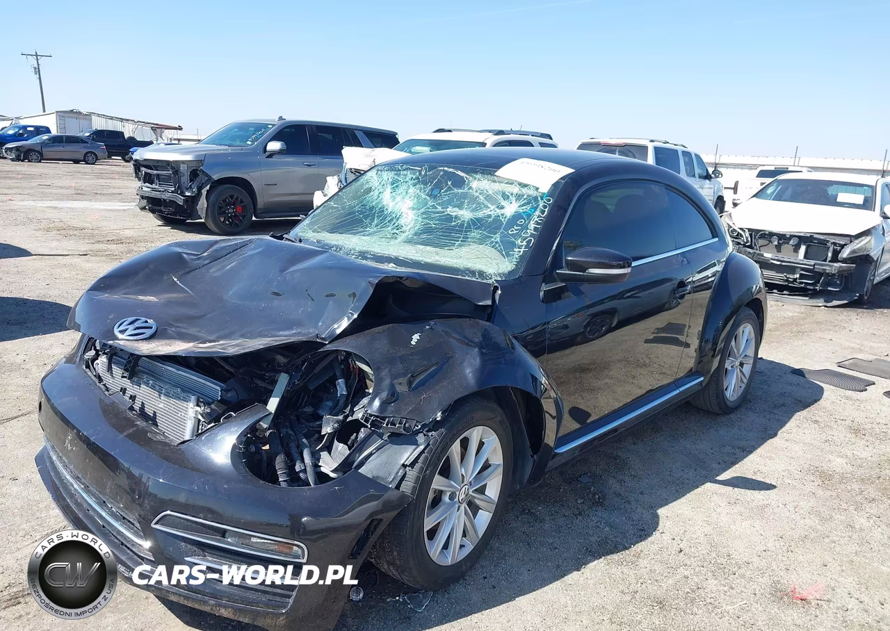 2019 Volkswagen Beetle 2.0T Se VIN:3VWJD7AT1KM712055 - 2