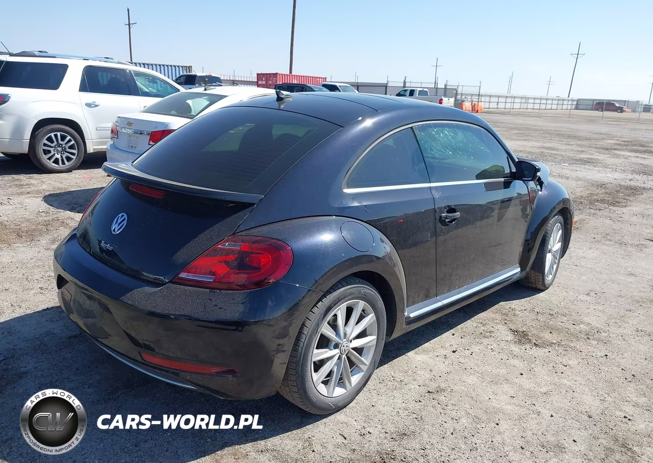 2019 Volkswagen Beetle 2.0T Se VIN:3VWJD7AT1KM712055 - 4