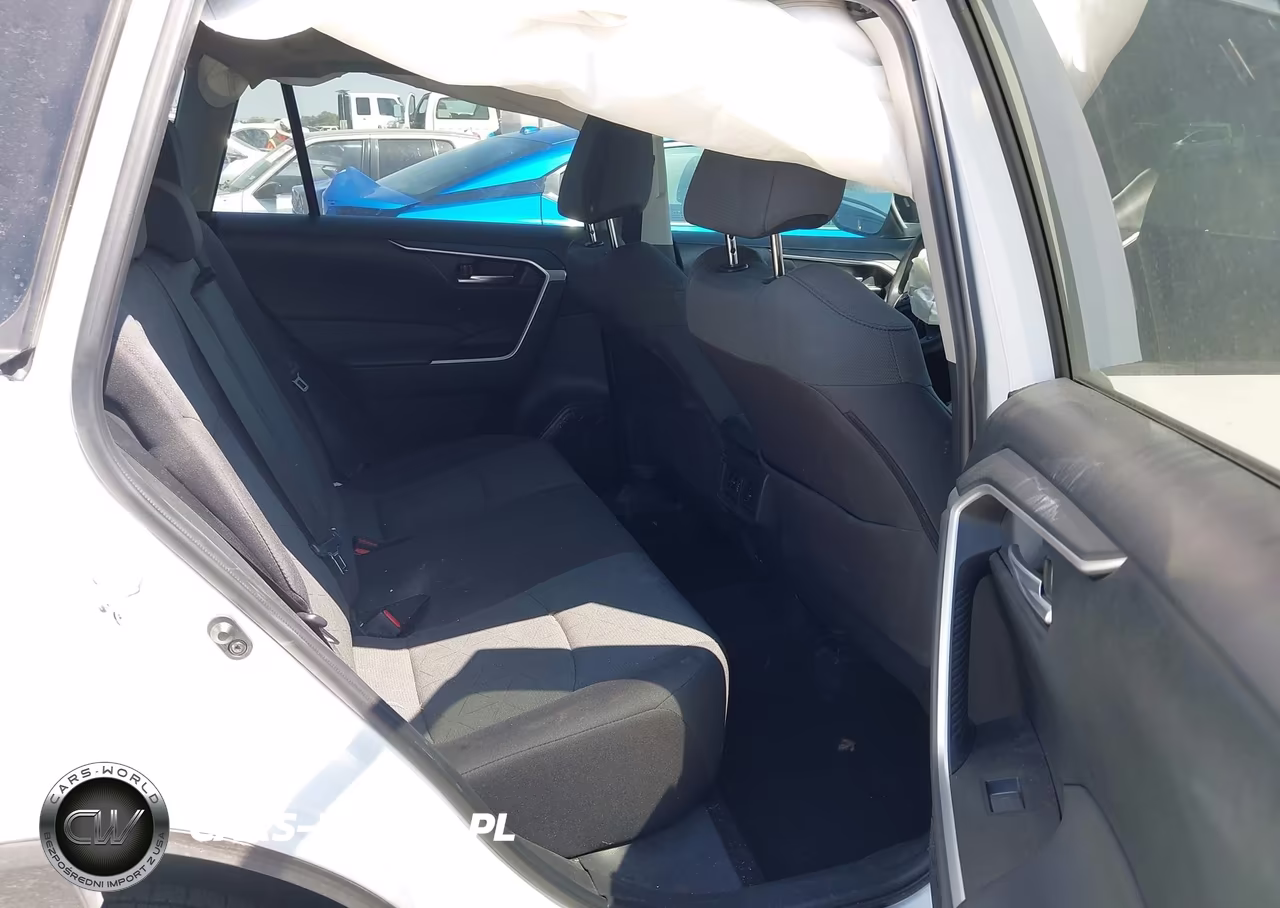 2024 Toyota Rav4 Xle VIN:2T3W1RFV2RW307581 - 8