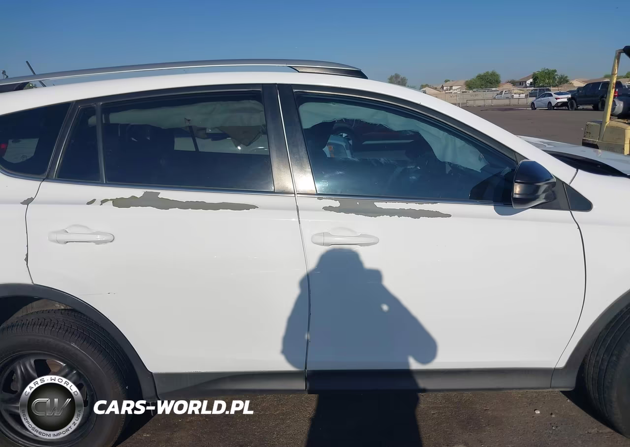 2015 Toyota Rav4 Le VIN:2T3ZFREV6FW177493 - 13