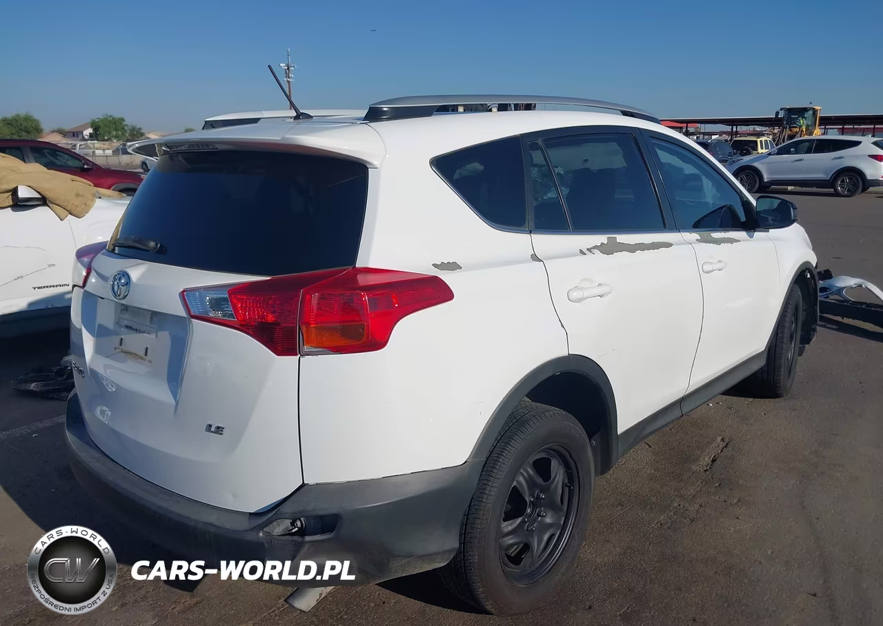 2015 Toyota Rav4 Le VIN:2T3ZFREV6FW177493 - 4