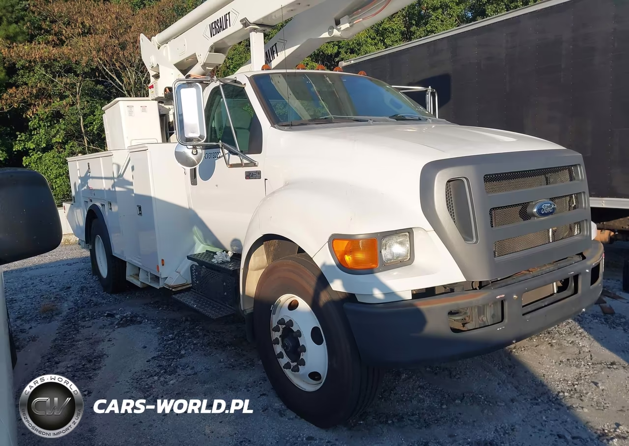 2012 Ford F-750 Xl-Xlt