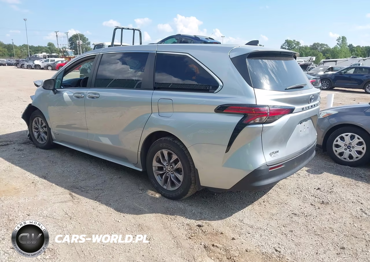 2021 Toyota Sienna Le VIN:5TDKRKEC0MS037517 - 3