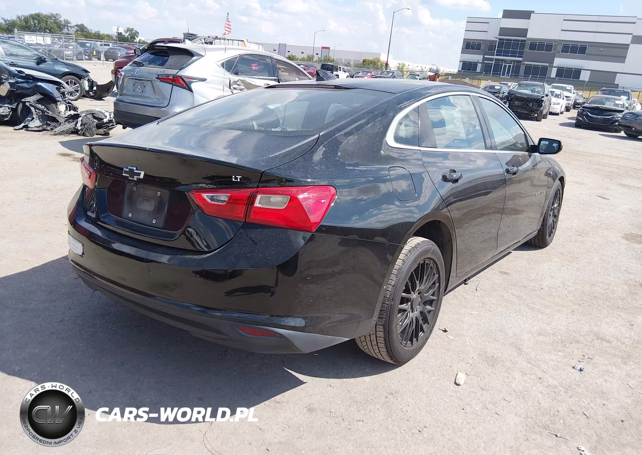 2018 Chevrolet Malibu Lt VIN:1G1ZD5ST0JF244870 - 4