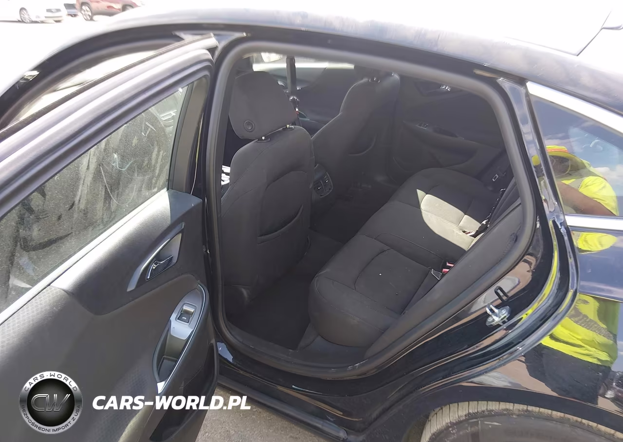 2018 Chevrolet Malibu Lt VIN:1G1ZD5ST0JF244870 - 8