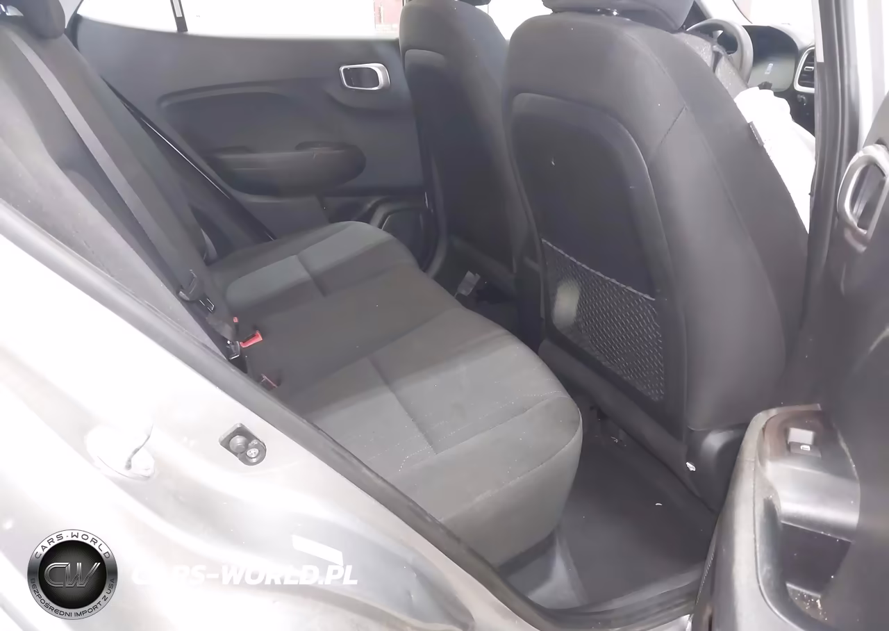 2024 Hyundai Venue Se VIN:KMHRB8A3XRU279855 - 8