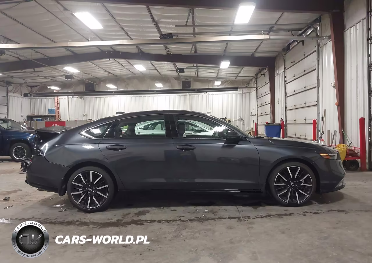 2024 Honda Accord Hybrid Touring VIN:1HGCY2F88RA046733 - 13