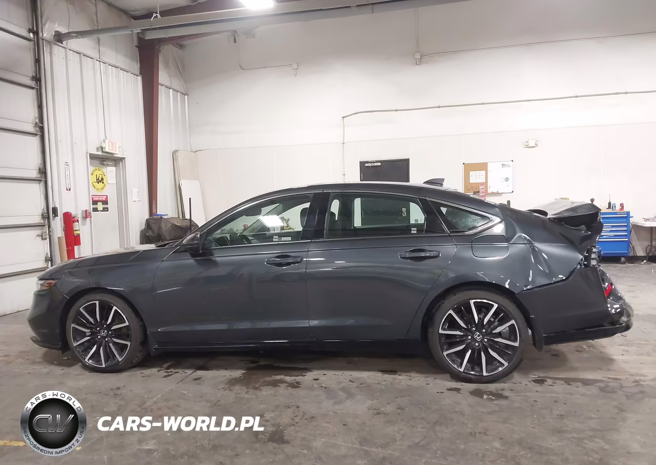 2024 Honda Accord Hybrid Touring VIN:1HGCY2F88RA046733 - 14