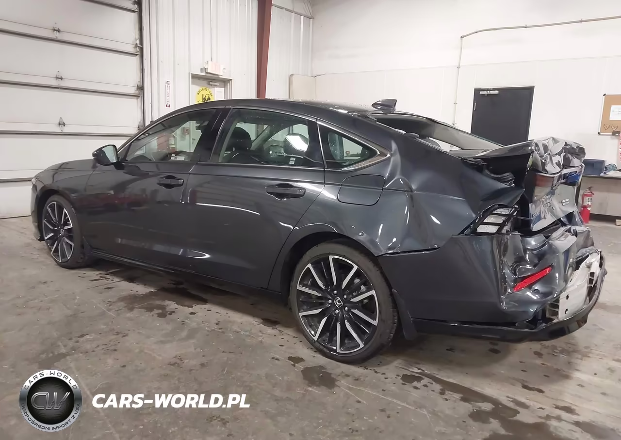 2024 Honda Accord Hybrid Touring VIN:1HGCY2F88RA046733 - 3