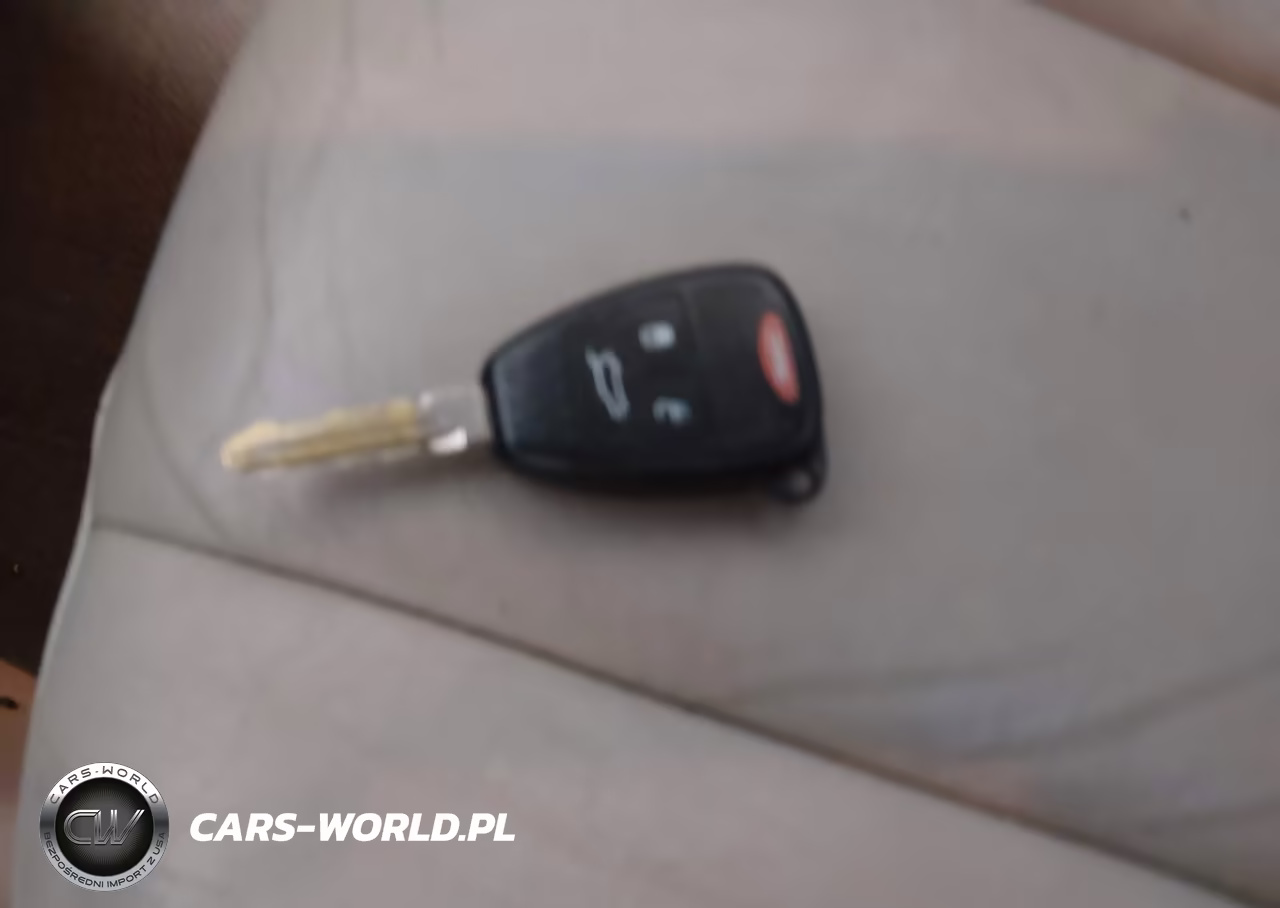 2004 Chrysler Pacifica VIN:2C8GF68414R294235 - 11