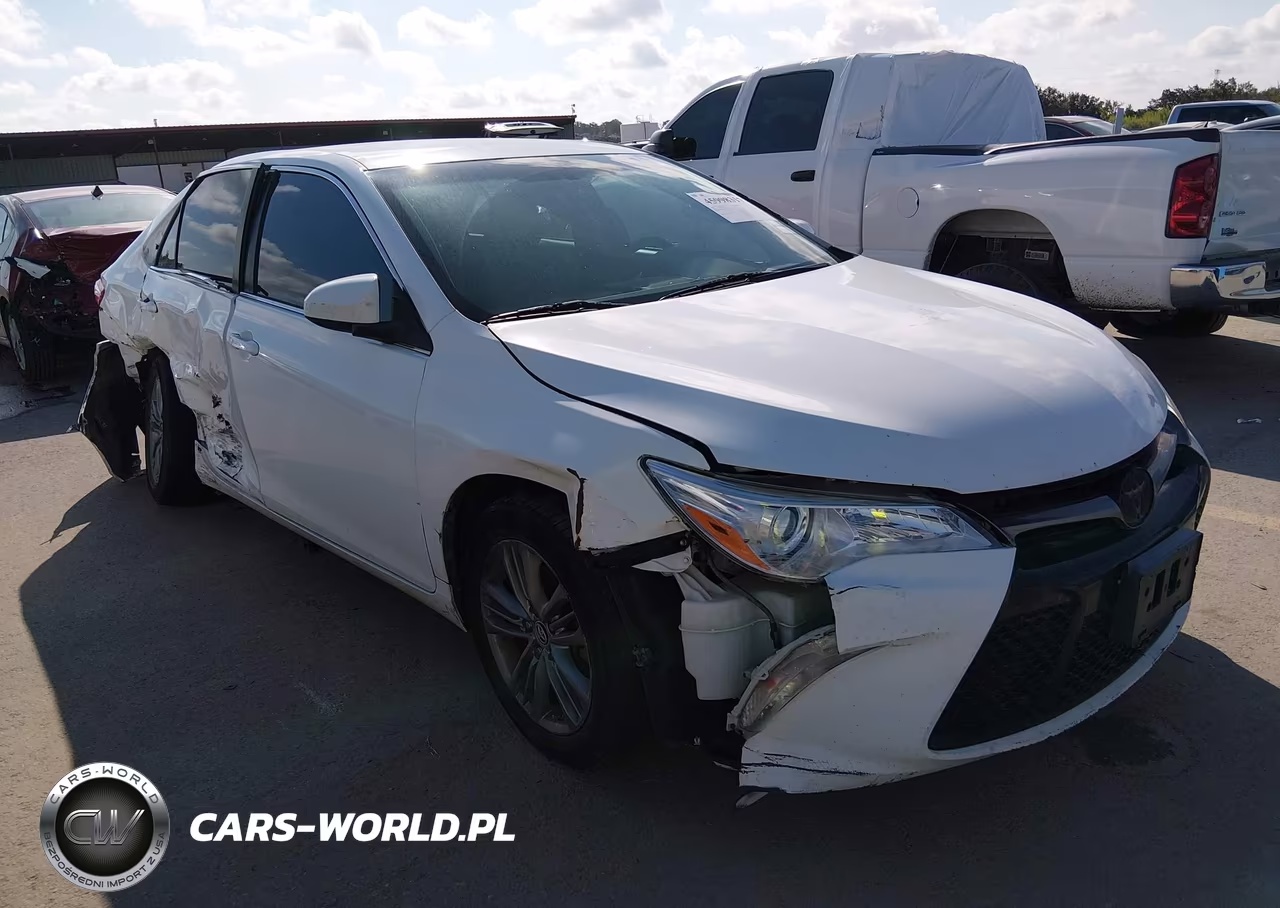 2015 Toyota Camry Se – zdjęcie 1 z 20