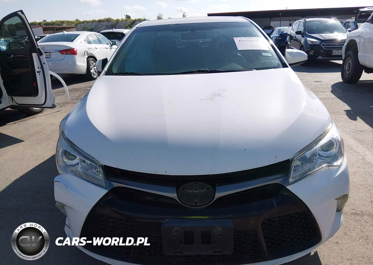 2015 Toyota Camry Se VIN:4T1BF1FK8FU480260 - 12