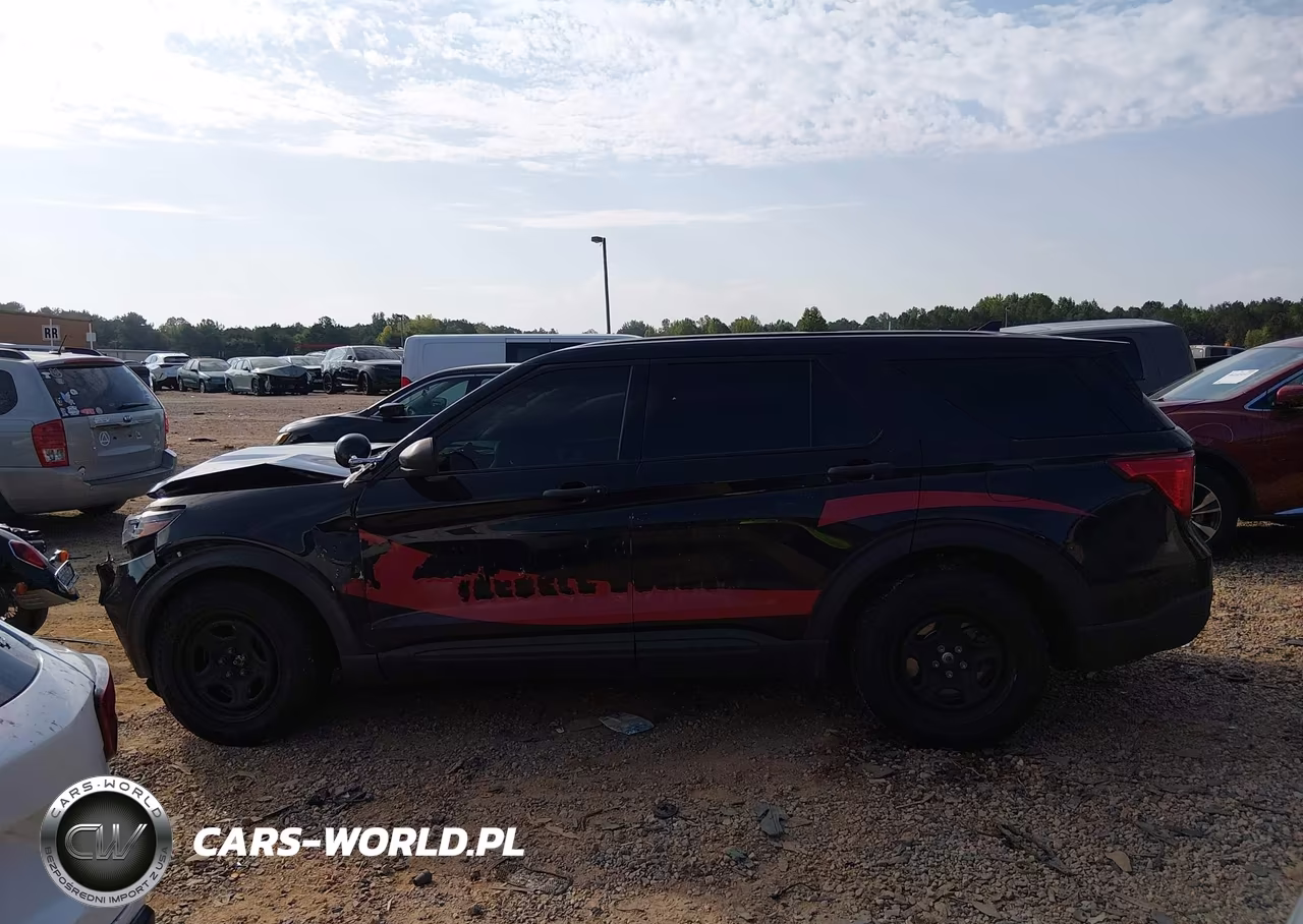 2022 Ford Police Interceptor Utility VIN:1FM5K8ACXNGC23891 - 14
