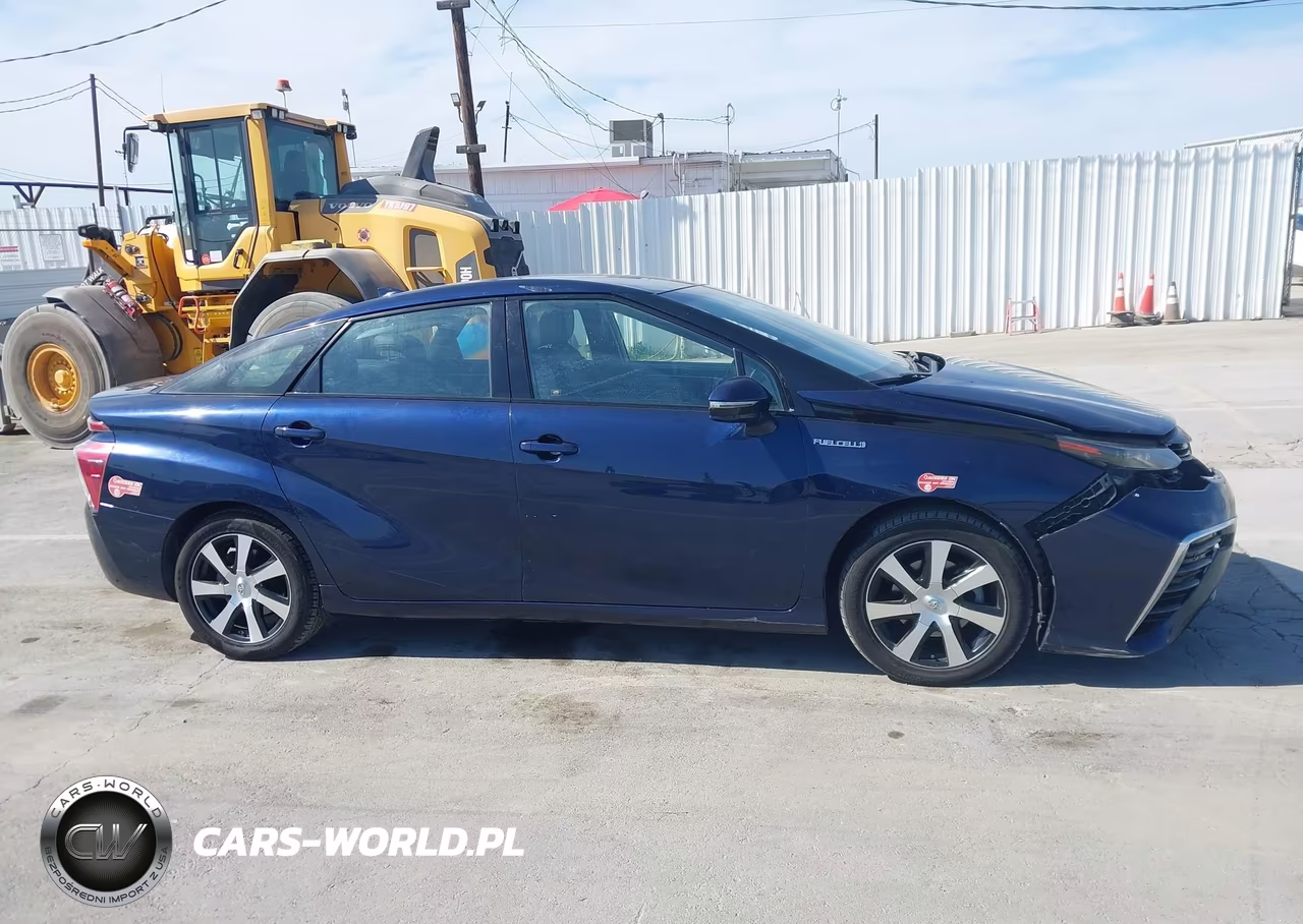 2017 Toyota Mirai VIN:JTDBVRBD2HA003163 - 13