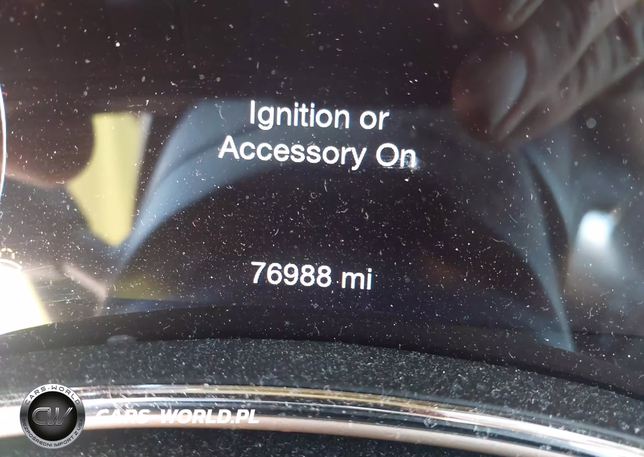 2016 Jeep Grand Cherokee Overland VIN:1C4RJECG3GC335935 - 16