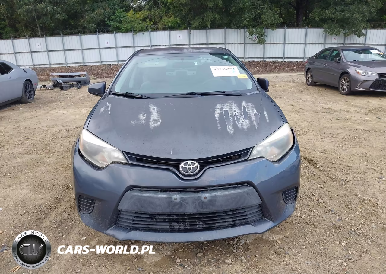2015 Toyota Corolla Le VIN:5YFBURHE4FP265892 - 12