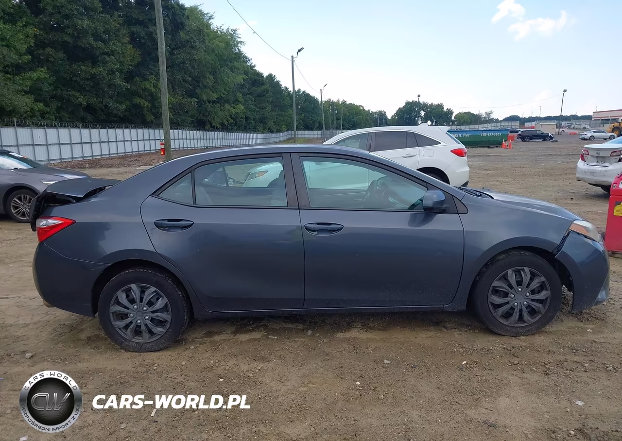 2015 Toyota Corolla Le VIN:5YFBURHE4FP265892 - 13