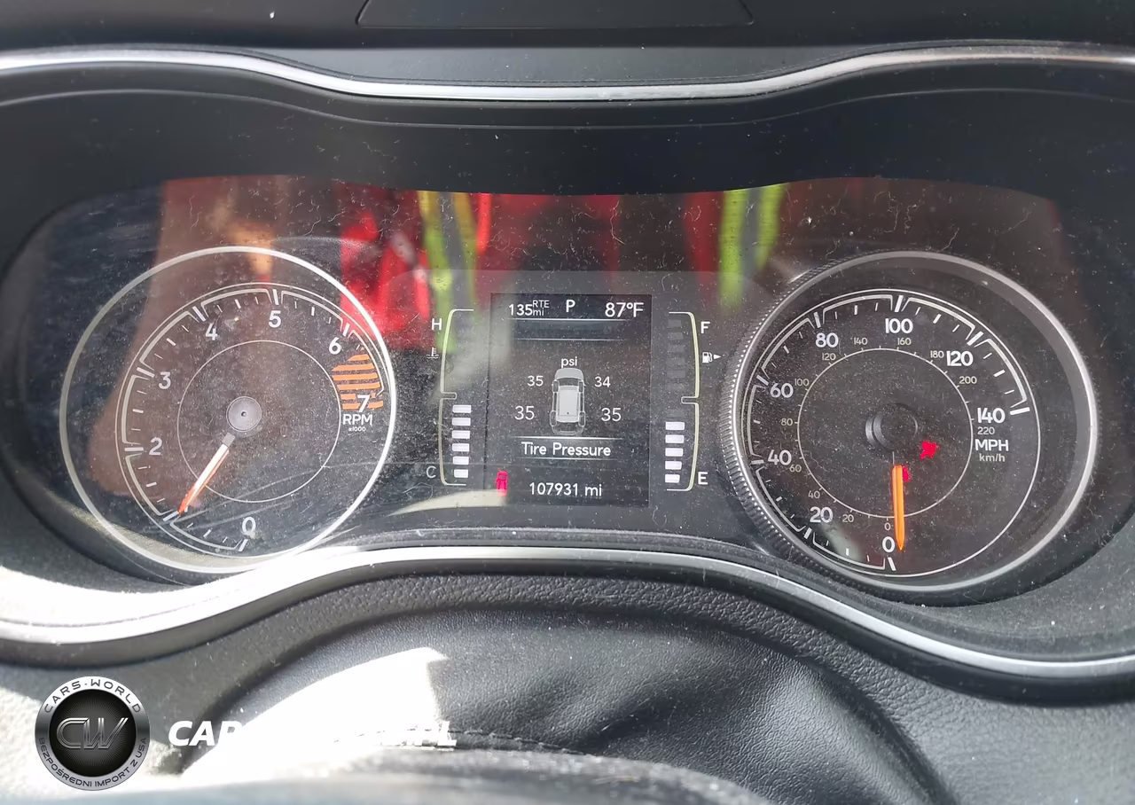 2020 Jeep Cherokee Latitude Fwd VIN:1C4PJLCB6LD521828 - 7