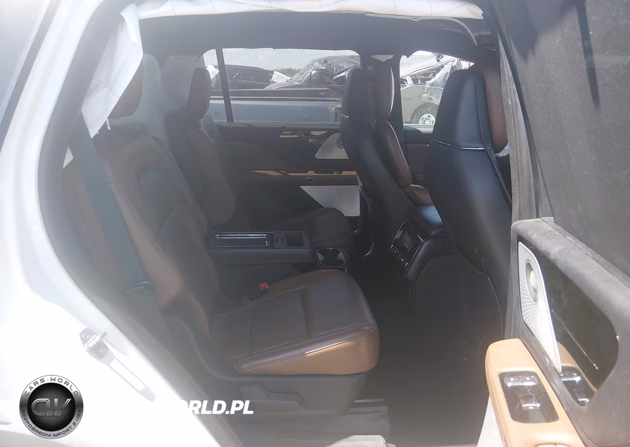 2020 Lincoln Aviator Reserve VIN:5LM5J7XC1LGL37891 - 8