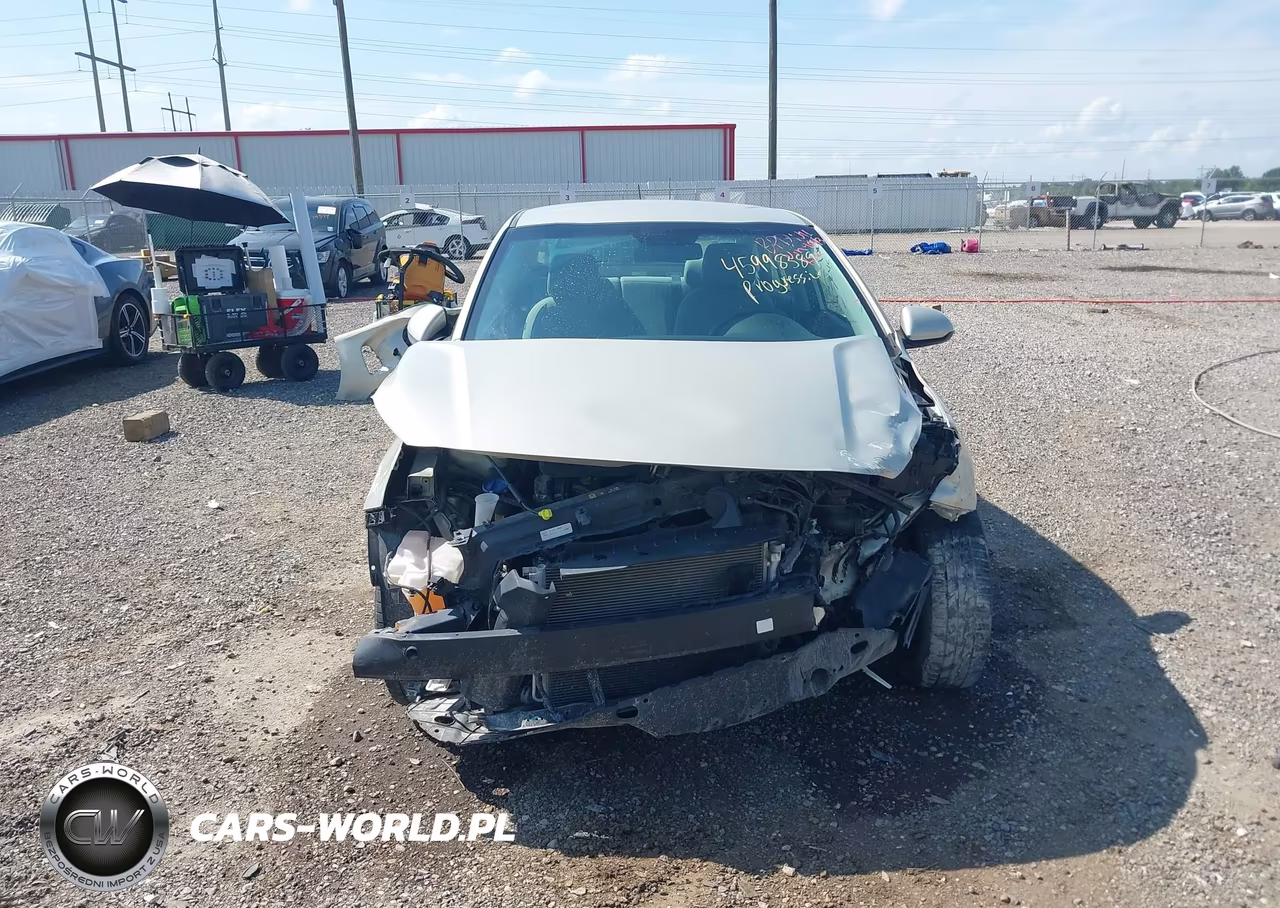 2018 Kia Rio S VIN:3KPA24AB6JE079043 - 13