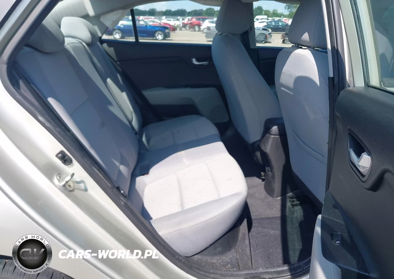 2018 Kia Rio S VIN:3KPA24AB6JE079043 - 8