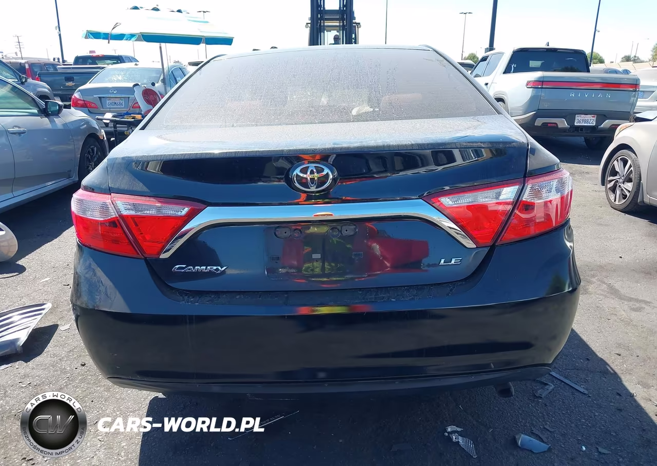 2015 Toyota Camry Le VIN:4T4BF1FK5FR496213 - 16