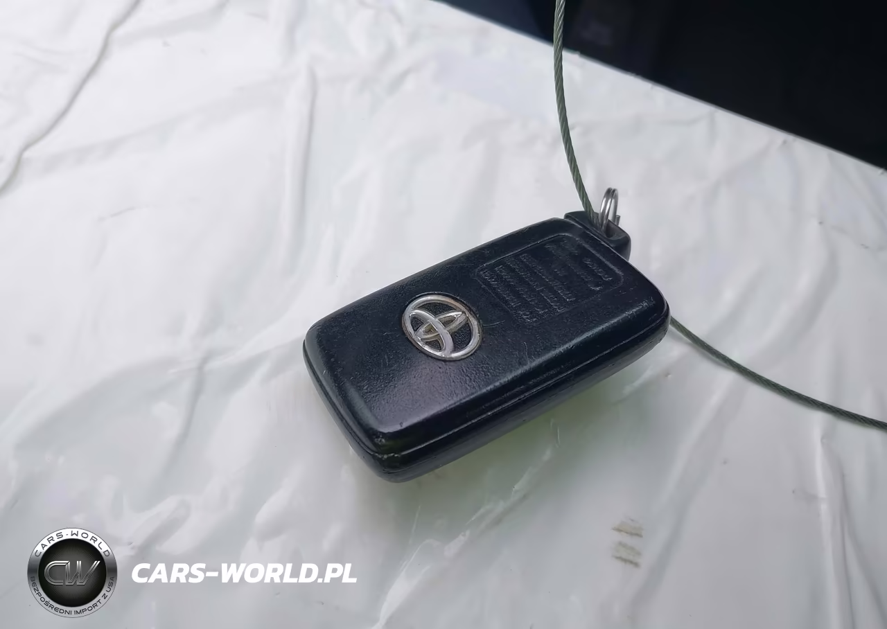 2012 Toyota Prius Three VIN:JTDKN3DU4C5477515 - 11
